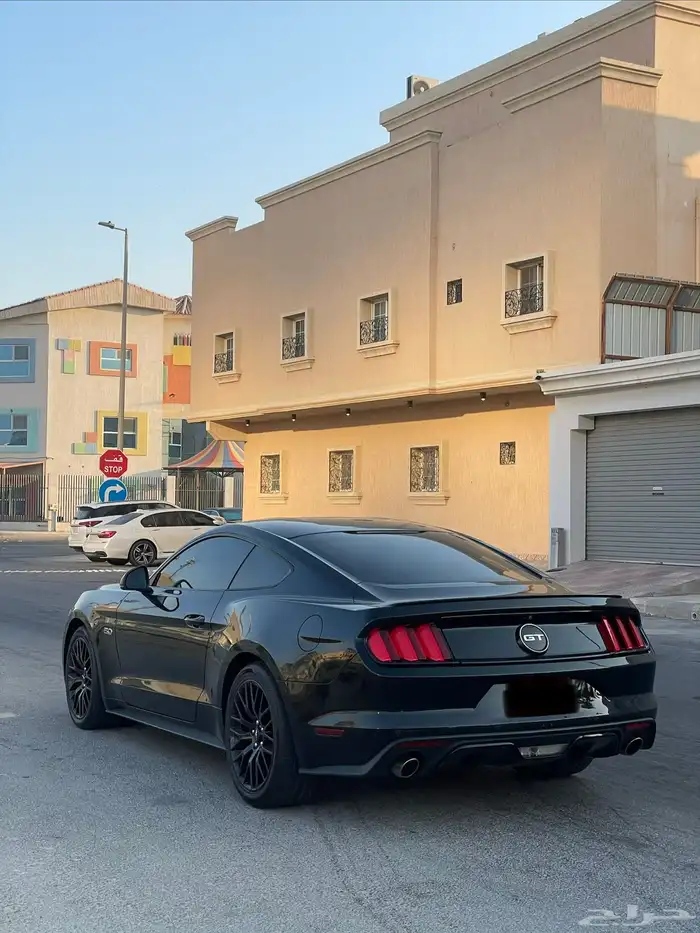 موستنج GT 5.0 اسود 2016 5