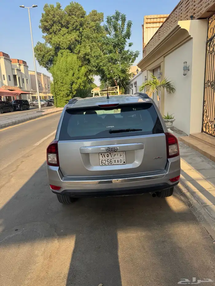 جيب كومباس 1