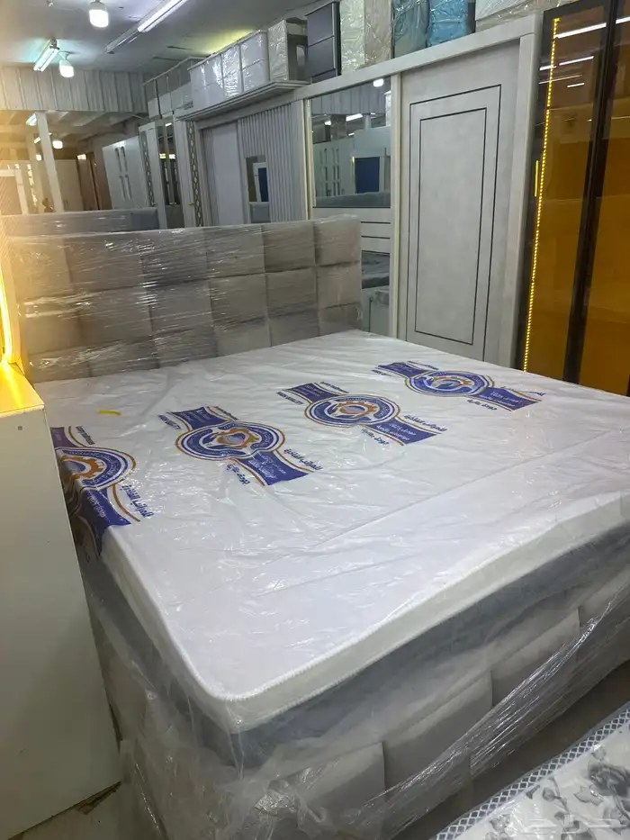 غرفة نوم كاملة  جودة عالية  كلها 7 قطع. 1