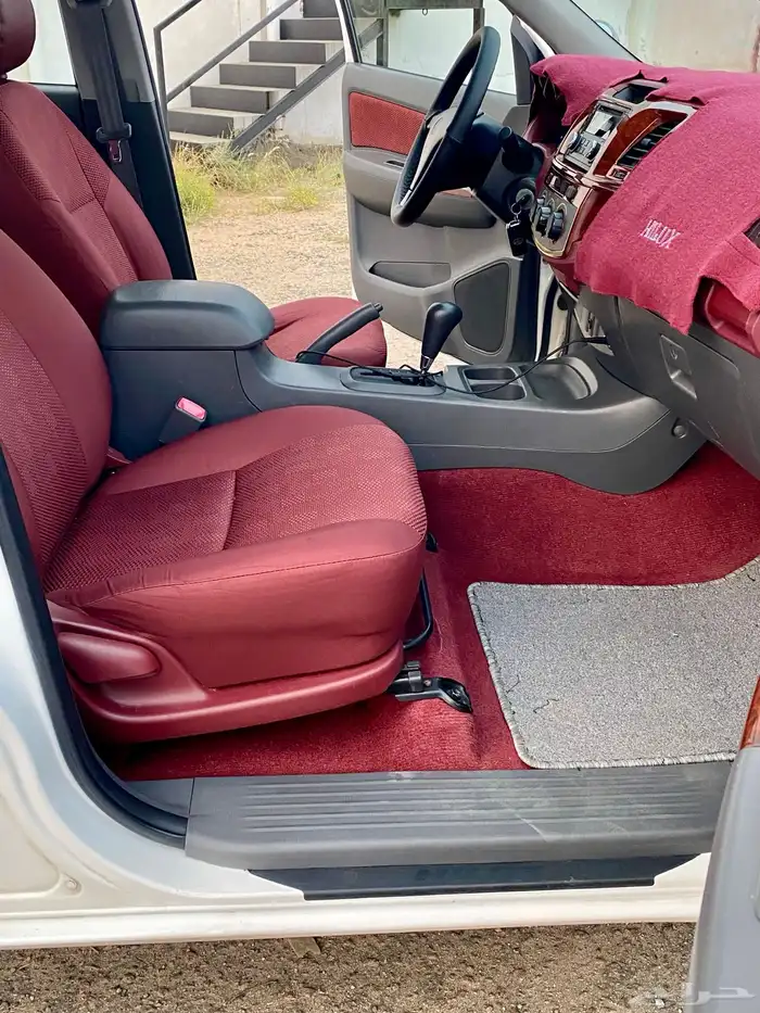 هايلوكس 2013 قير اتوماتيك (مخزن) 18