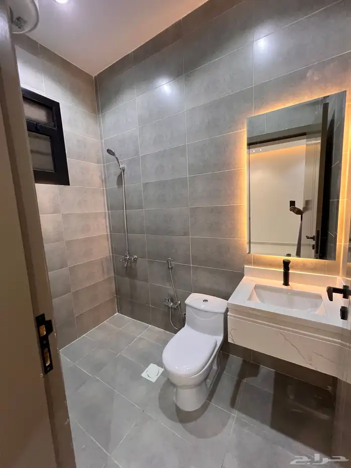 ارواف علويه وادوار ارضية حى الجوهره خميس مشيط 50