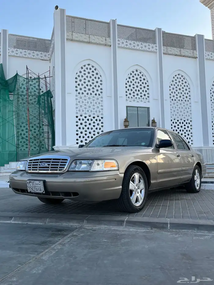 للبيع فورد فكتوريا 0