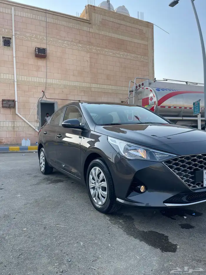 اكسنت مكينه كبير 16000 ممشى قليل2022 تم البيع خارج الموقع 1