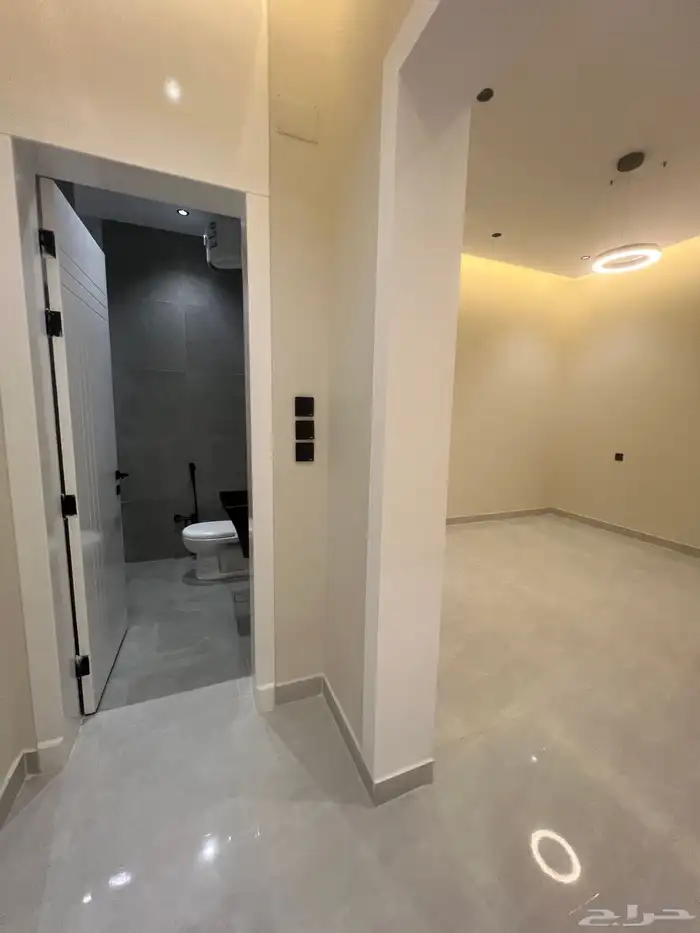 للبيع شقة ارضية مخطط اليرموك خميس مشيط 14