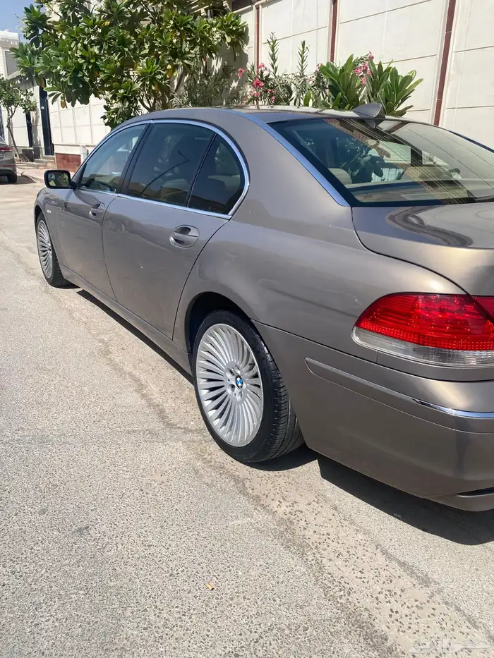 بي ام دبليو 730 0