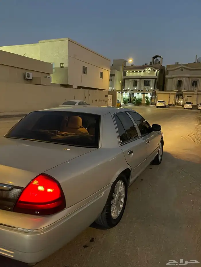 فورد ماركيز 2010 16