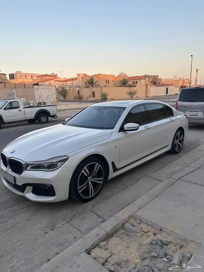 BMW 750Li M kit 2016. للبيع 4