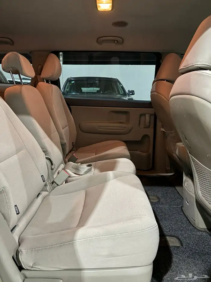 كيا كرنفال 2016 عائليه ثلاث صفوف 13