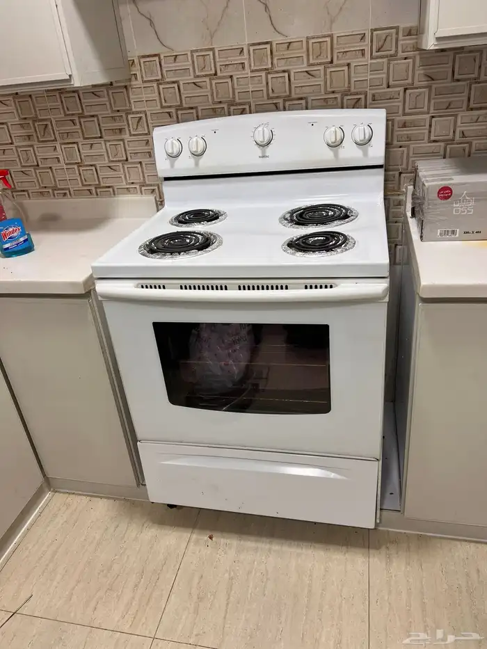 كنب وشاشةومجالس وثلاجةوغسالة مواعين وغسالة ملابس وغرفة نوم 6