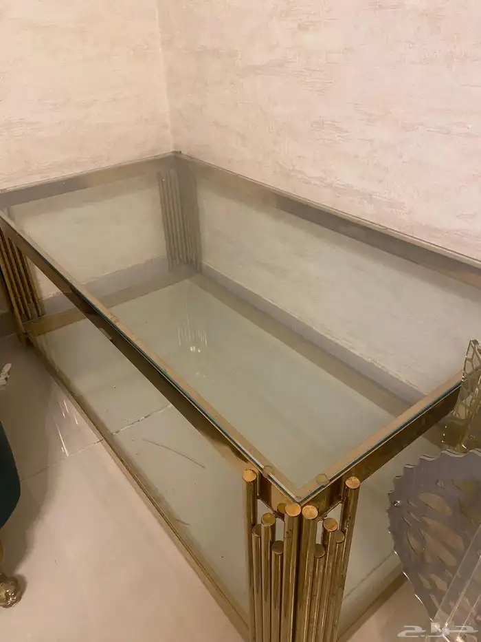 كنب للبيع نظيف ومعاه ستاره وثلاث طاولات وفرشه 6