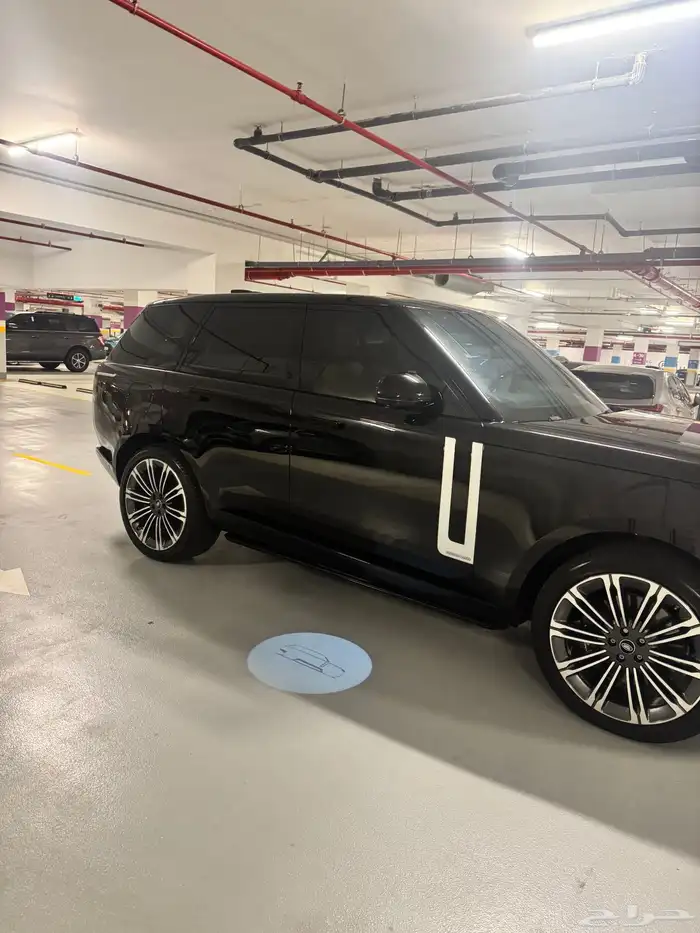 للبيع رنج روفر اوتوبيوقرافي اسود 3