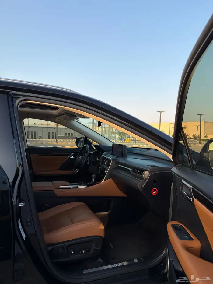 لكزس RX450 2021 11