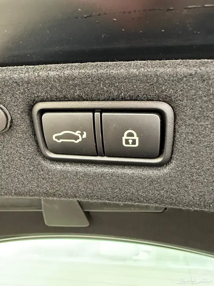 ازيرا 2020 بنوراما فل كامل داخل ابيض بحالة الوكاله للبيع 10