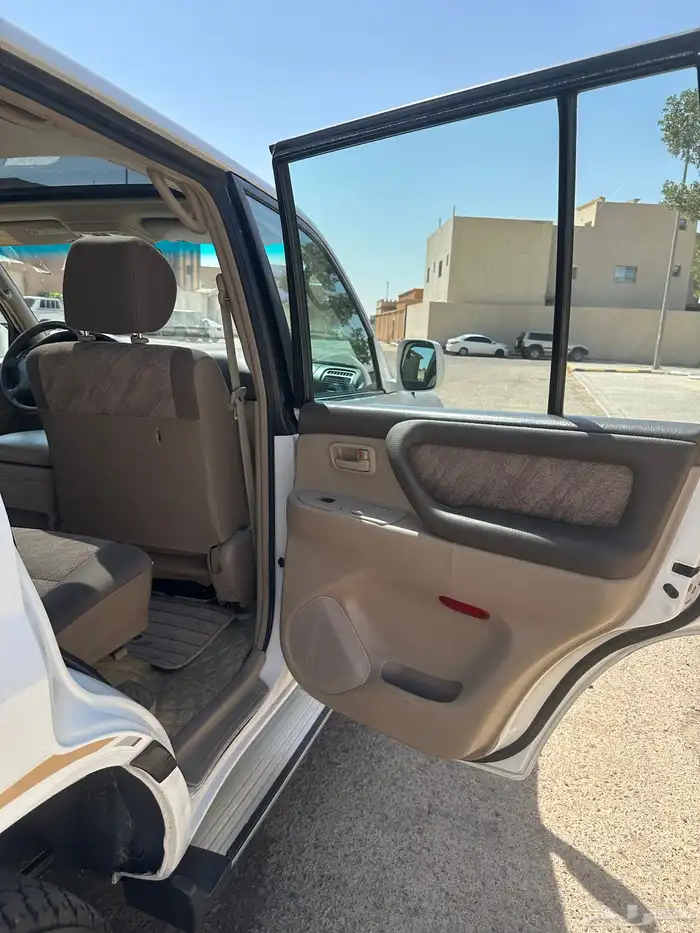 لاندكروزر قير عايدي فتحه دفلك 23