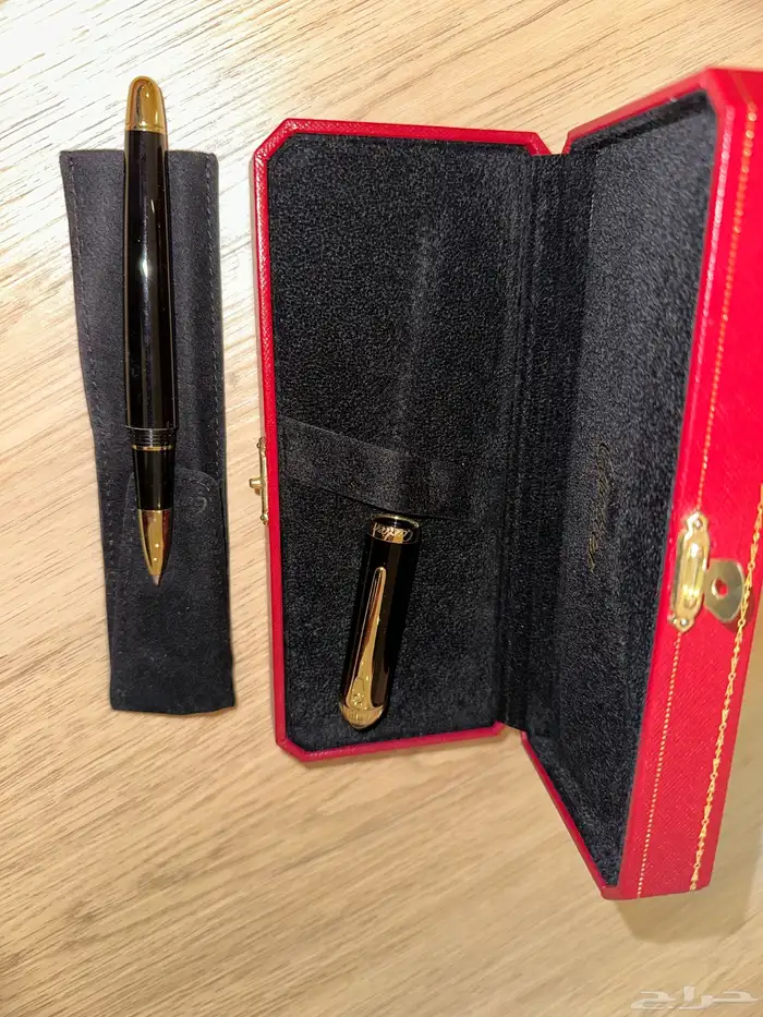 قلم Cartier رودستر رولربول لون أسود وذهبي 1