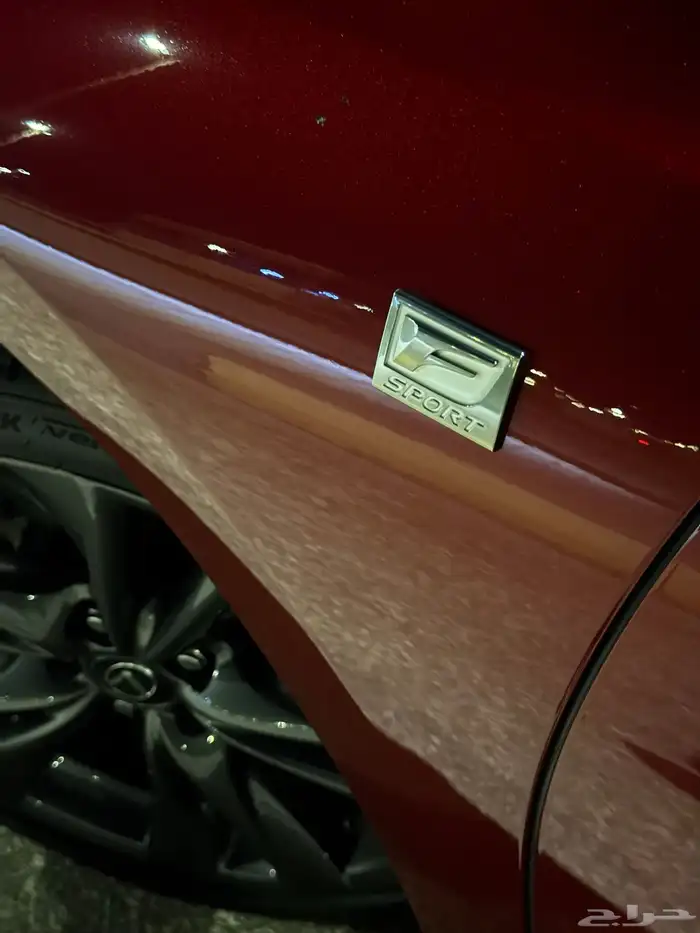 لكزس ES موديل 2020 فئة F SPORT ممشى قليل 20