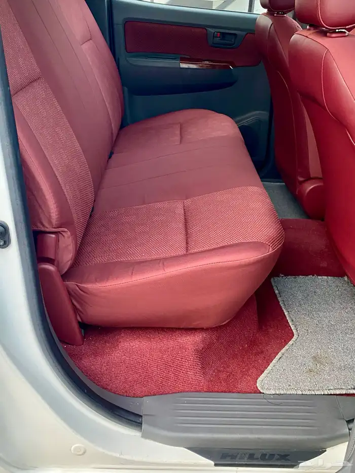 هايلوكس 2013 قير اتوماتيك (مخزن) 20