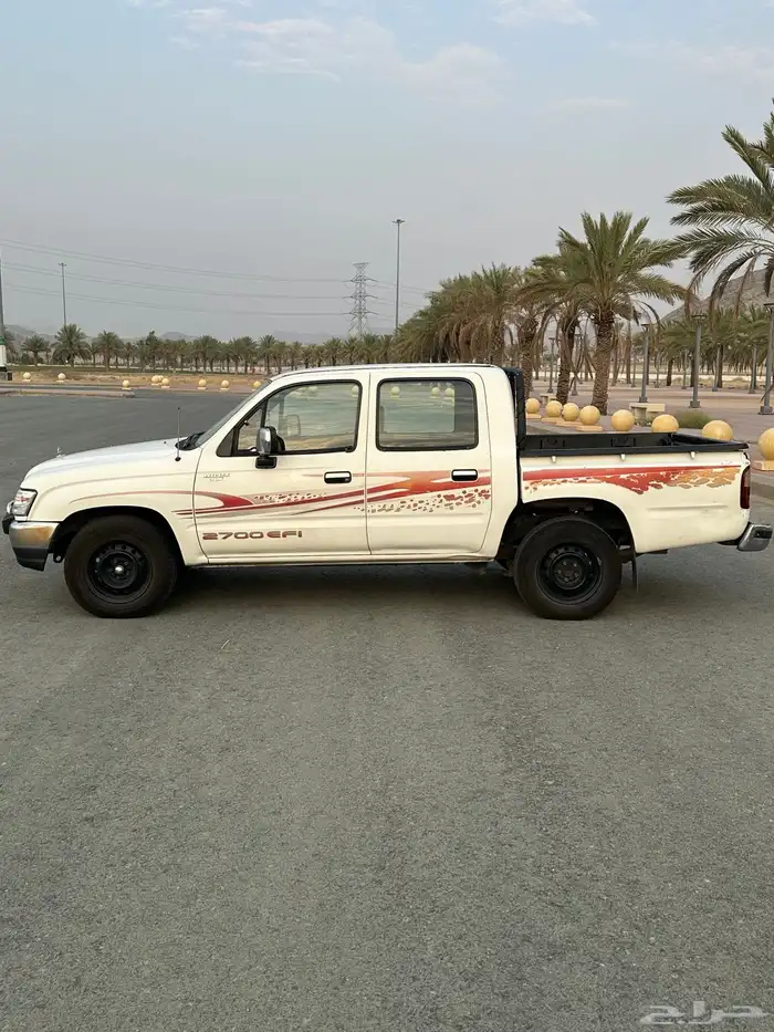 تويوتا هايلوكس 0