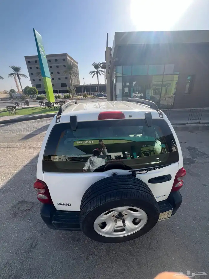 جيب شيروكي ليبرتي 2006 6