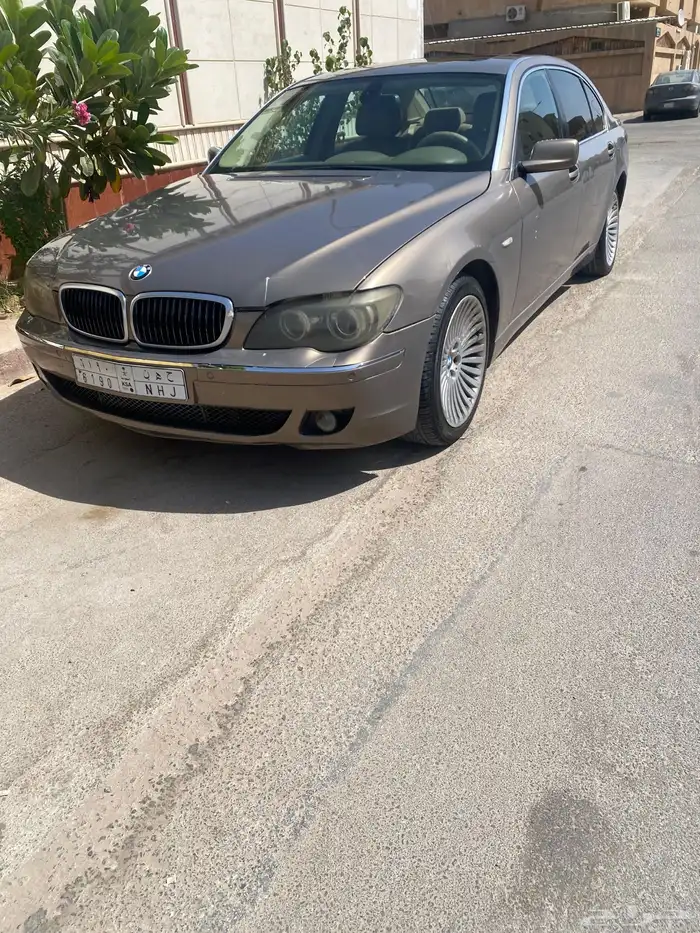 بي ام دبليو 730 2