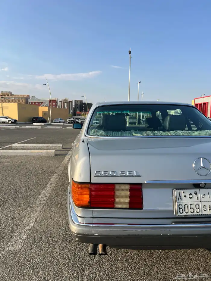 مرسدس 560 sel 4