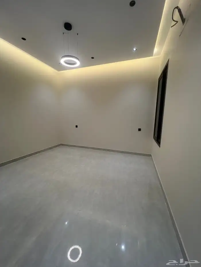 للبيع شقة ارضية مخطط اليرموك خميس مشيط 15