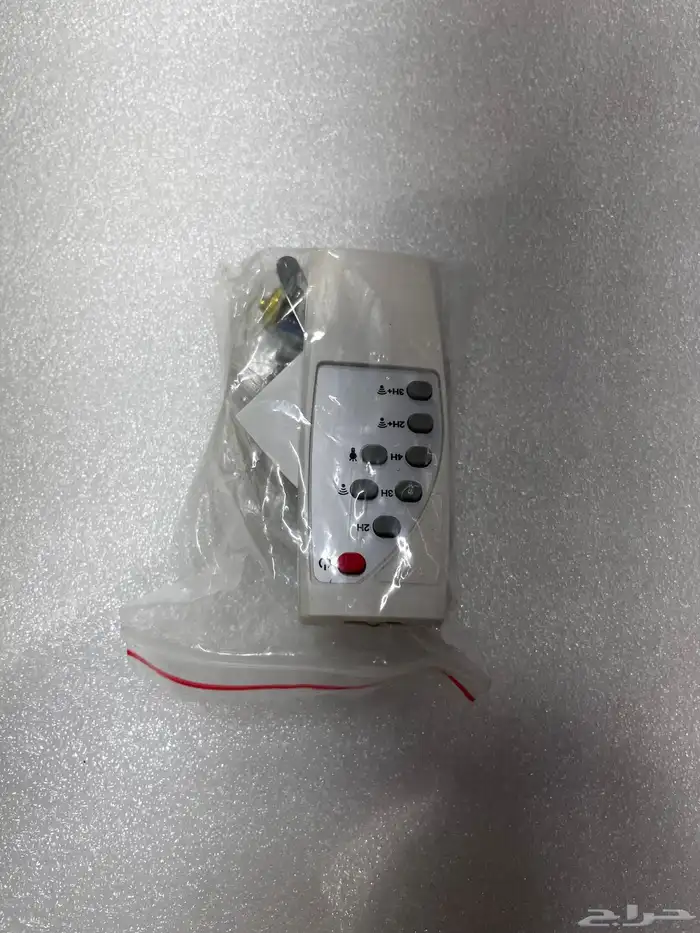 كاميرا وكشاف تعمل بالطاقة الشمسيه وشريحة 4G 8