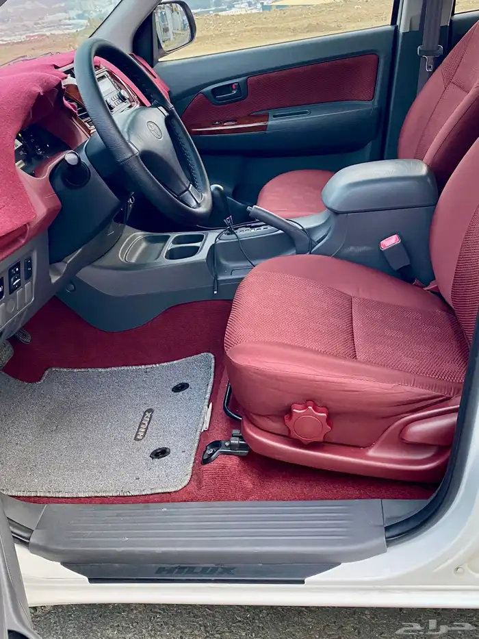 هايلوكس 2013 قير اتوماتيك (مخزن) 14