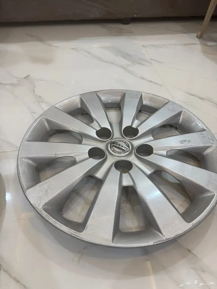 للبيع طيس سنترا اصلي جنط مقاس16 15