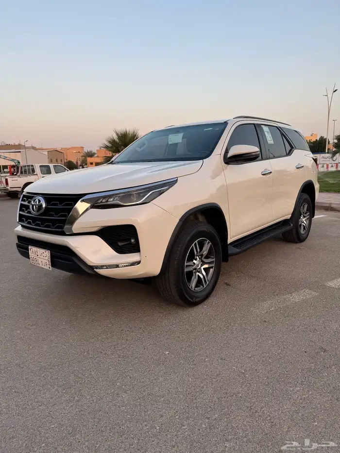 فورتشنر 2022 6 سلندر VX 5