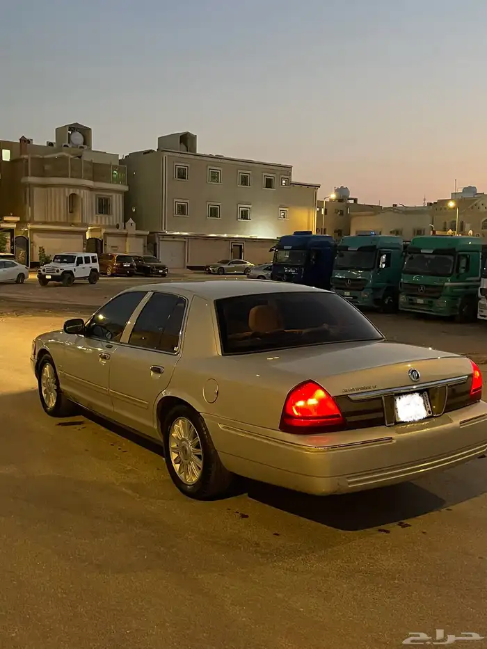 فورد ماركيز 2010 18