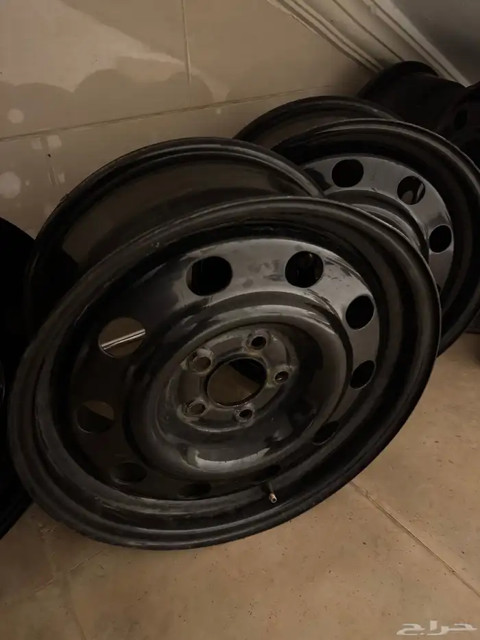 جنوط فورد بوليسي مقاس 17 1