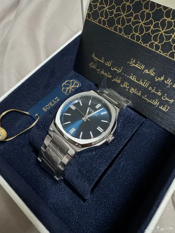 ساعة زايروس رجالية بقراطيسه 0