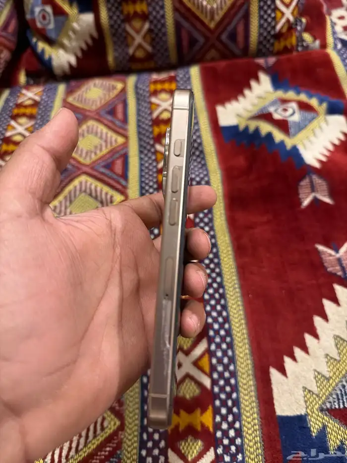 ايفون 16 برو 256 بطارية 98 مغير شاشه 0