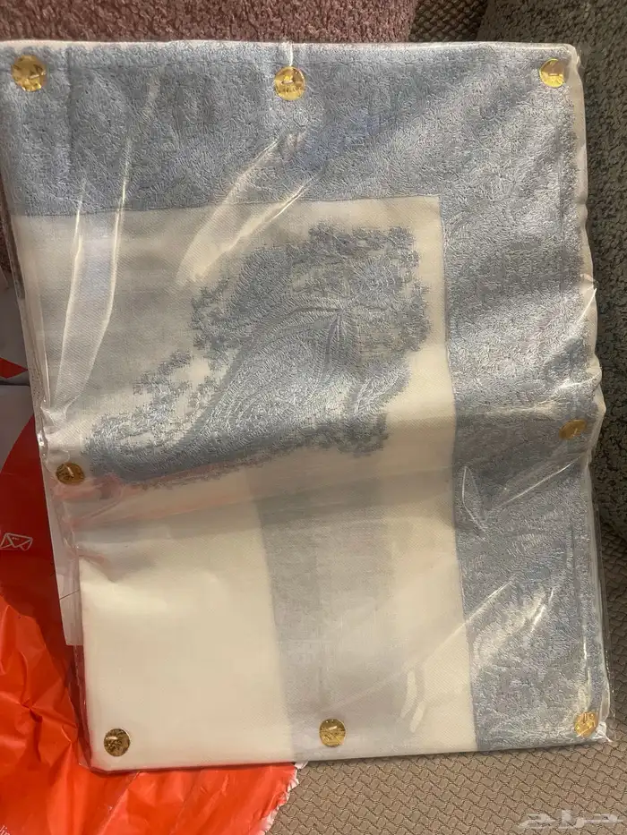 شماغين للبيع شتوي والثاني صيفي شتوي 5