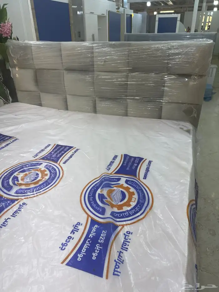 غرفة نوم كاملة  جودة عالية  كلها 7 قطع. 8