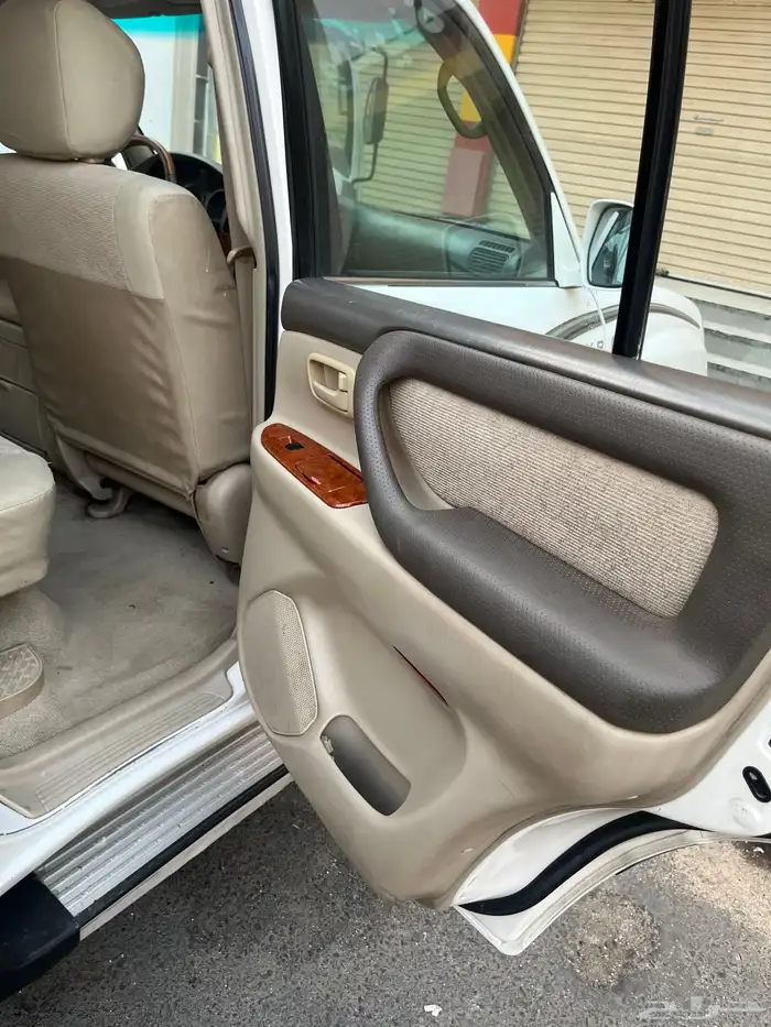 لاندكروزر 2005 14