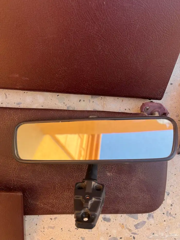 ديكور ددسن اللون احمر نظيفه جدأ. النظافة 90 بالمية 5