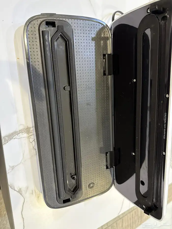 جهاز سحب الهواء وتغليق الاكياس 2