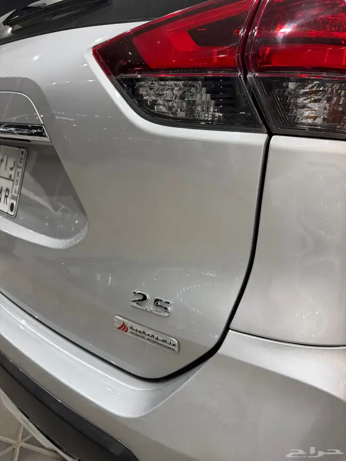 نيسان اكس تريل 2021 عداد 74 الف وكالة 10