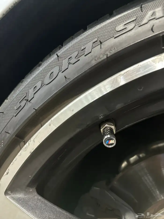 bmw 740li M بحالة الوكالة 25