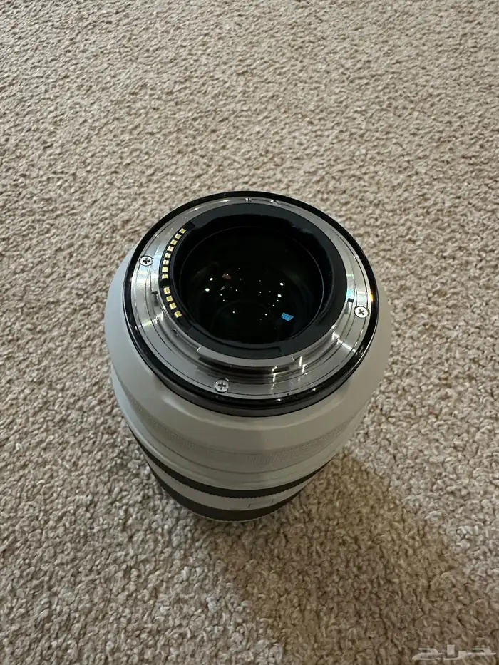 عدسة كانون RF 70-200 f2.8 استخدام نظيف جدا 7