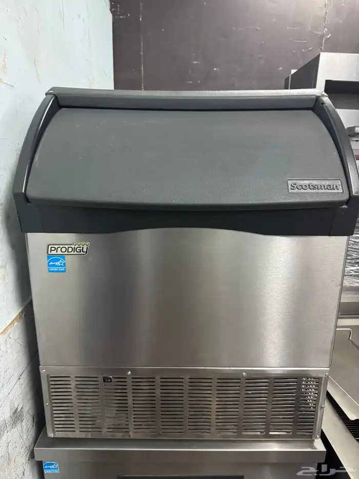 معدات مطعم و مقهى 92