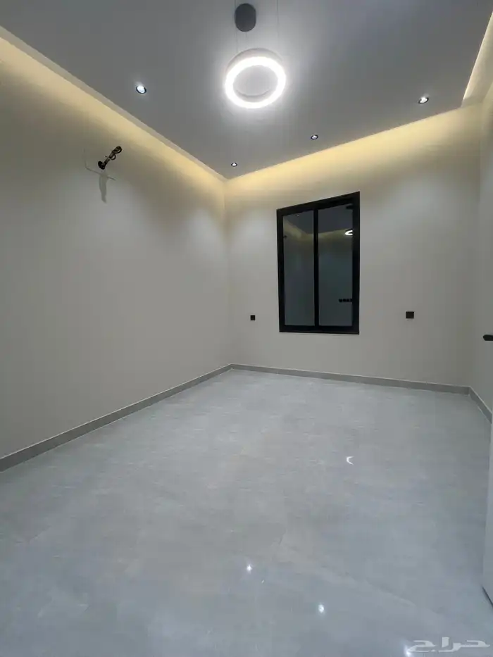 للبيع شقة ارضية مخطط اليرموك خميس مشيط 16