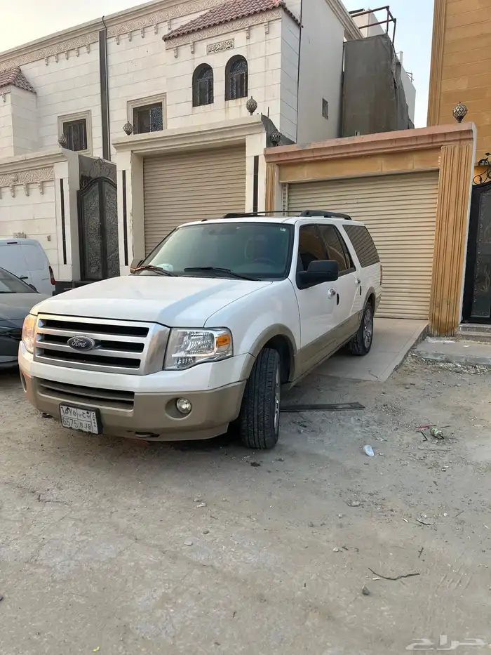 فورد اكسبديشن فل كامل ليمتد وفتحة ودبل نظيف ما شاء الله 1
