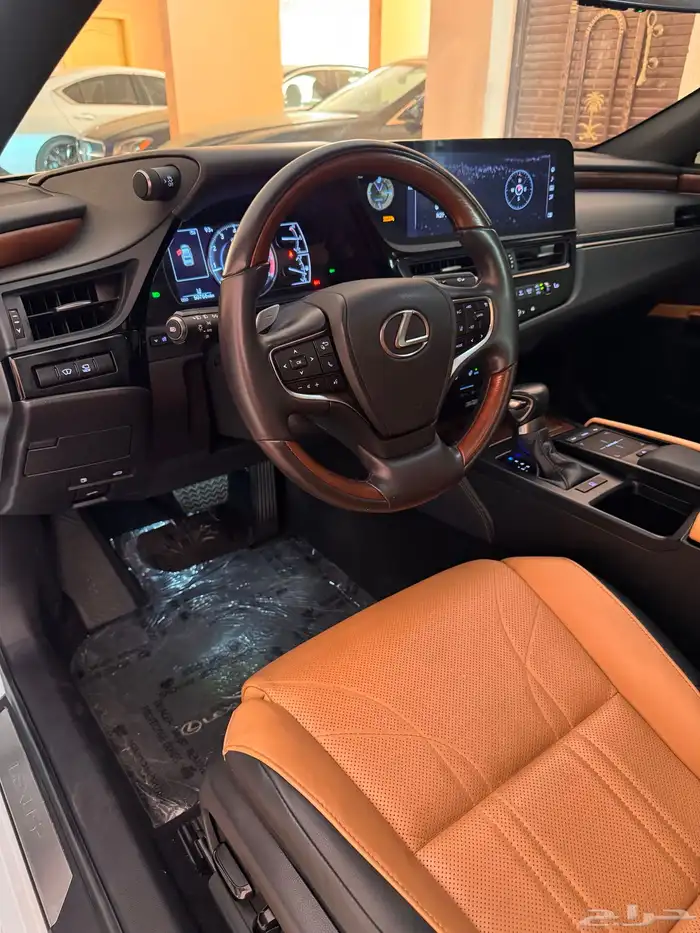 لكزس ES 350 2022 فل DD 24