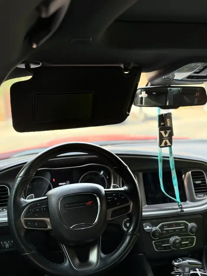 تشارجر R T 2022 8