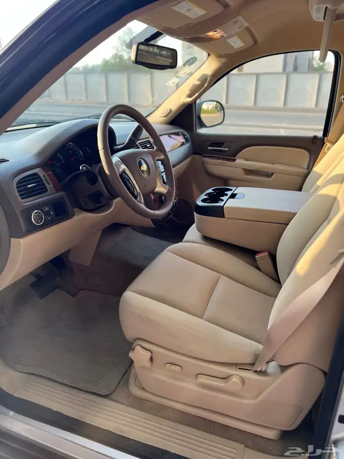 تاهو نظيف بحالة الوكالة على الشرط 6