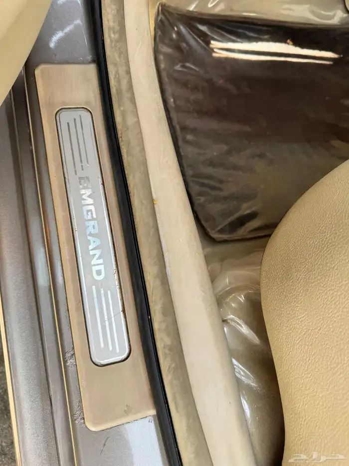 جلي ذهبي غامق اي سي 8 موديل 2012 6