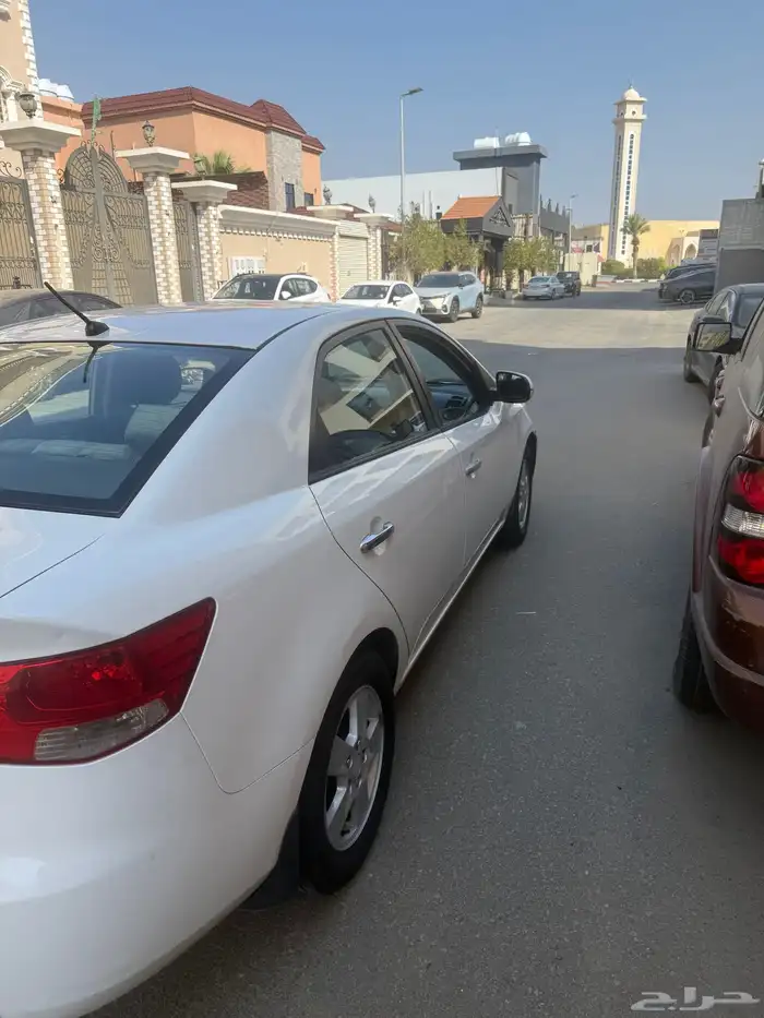 سيارة كيا سيراتو 2011 للبيع 2